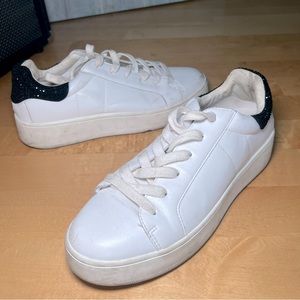 🌙 ✨🎀 $5 EVERYTHING 🎀✨ MUST BUNDLE- (BUNDLE SHIPPING $5.95)